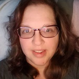 Meet your Posher, Keli lyn-paul john